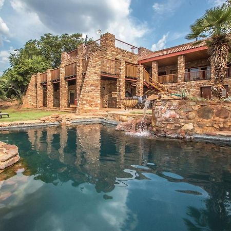 Idwala Le Ingwe Lodge Hekpoort Exteriör bild