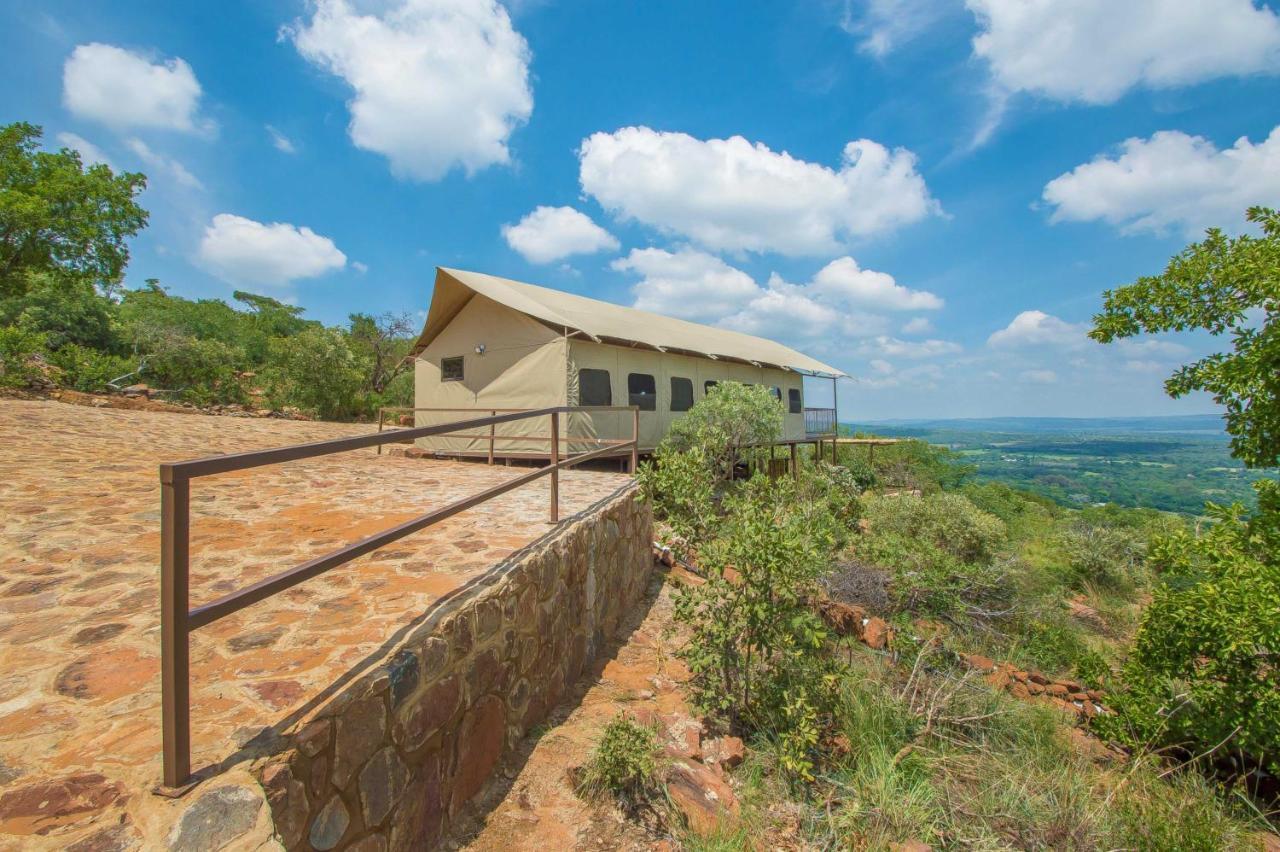 Idwala Le Ingwe Lodge Hekpoort Exteriör bild